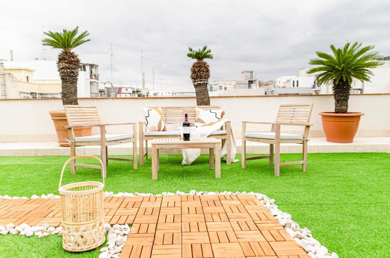Apulialux Private 100Mq Rooftop Oasis W Jacuzzi Apartment Bari Exterior photo